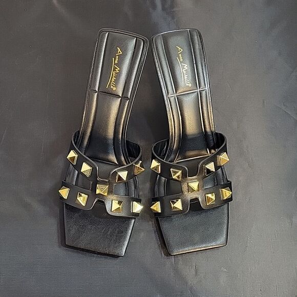 BRAND NEW ANNE MICHELLE GOLDTONE ROCKSTAR MULE SQUARE TOE WOMEN"S SANDAL - Picture 2 of 14